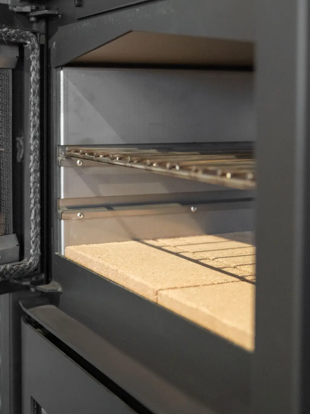 CALEFACTOR ALTA GAMA FORNO 520 CON HORNO- 90 M2 - Image 11