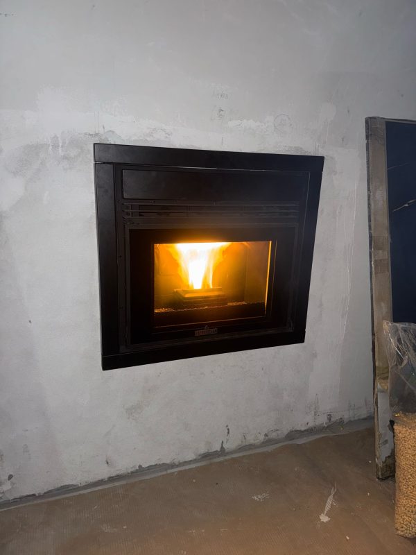 Insertable A Pellets 11 KW Carga Frontal - Energy - Image 7