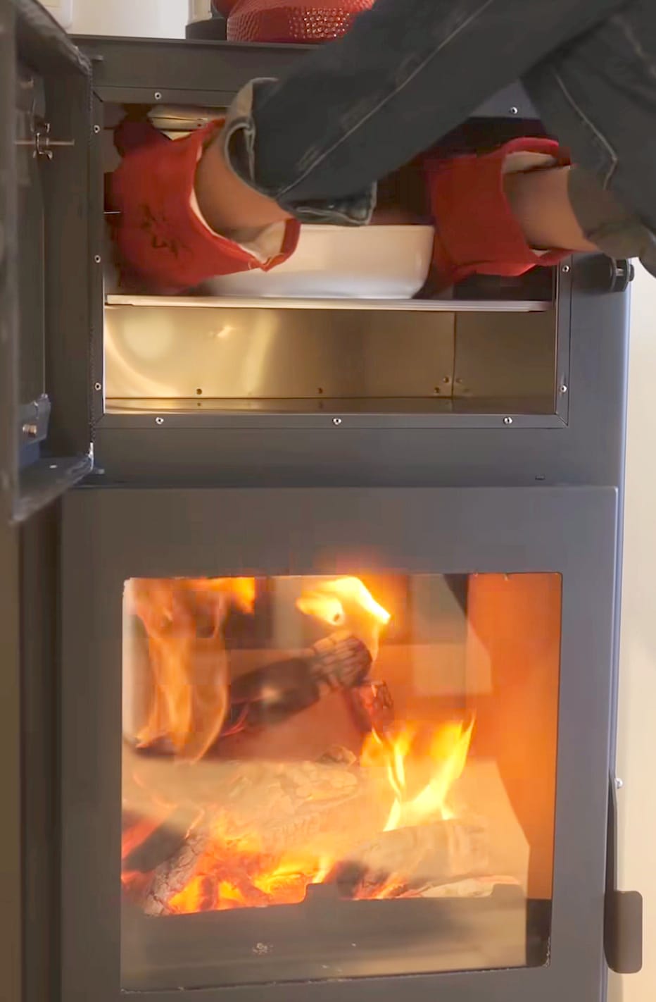 CALEFACTOR CON HORNO ZETA 2-1 HORNO 120 M2 - Image 3