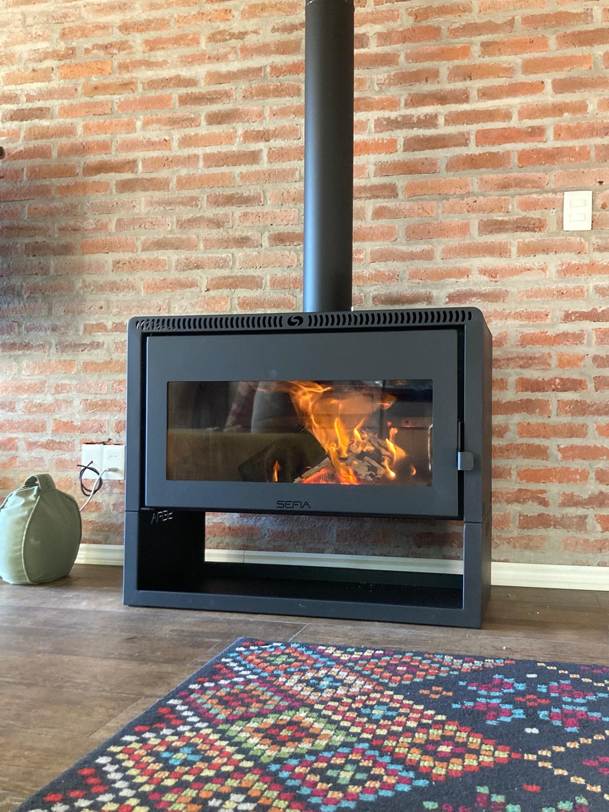 CALEFACTOR PREMIUM LEÑA APAISADO TOLEDO - Image 2