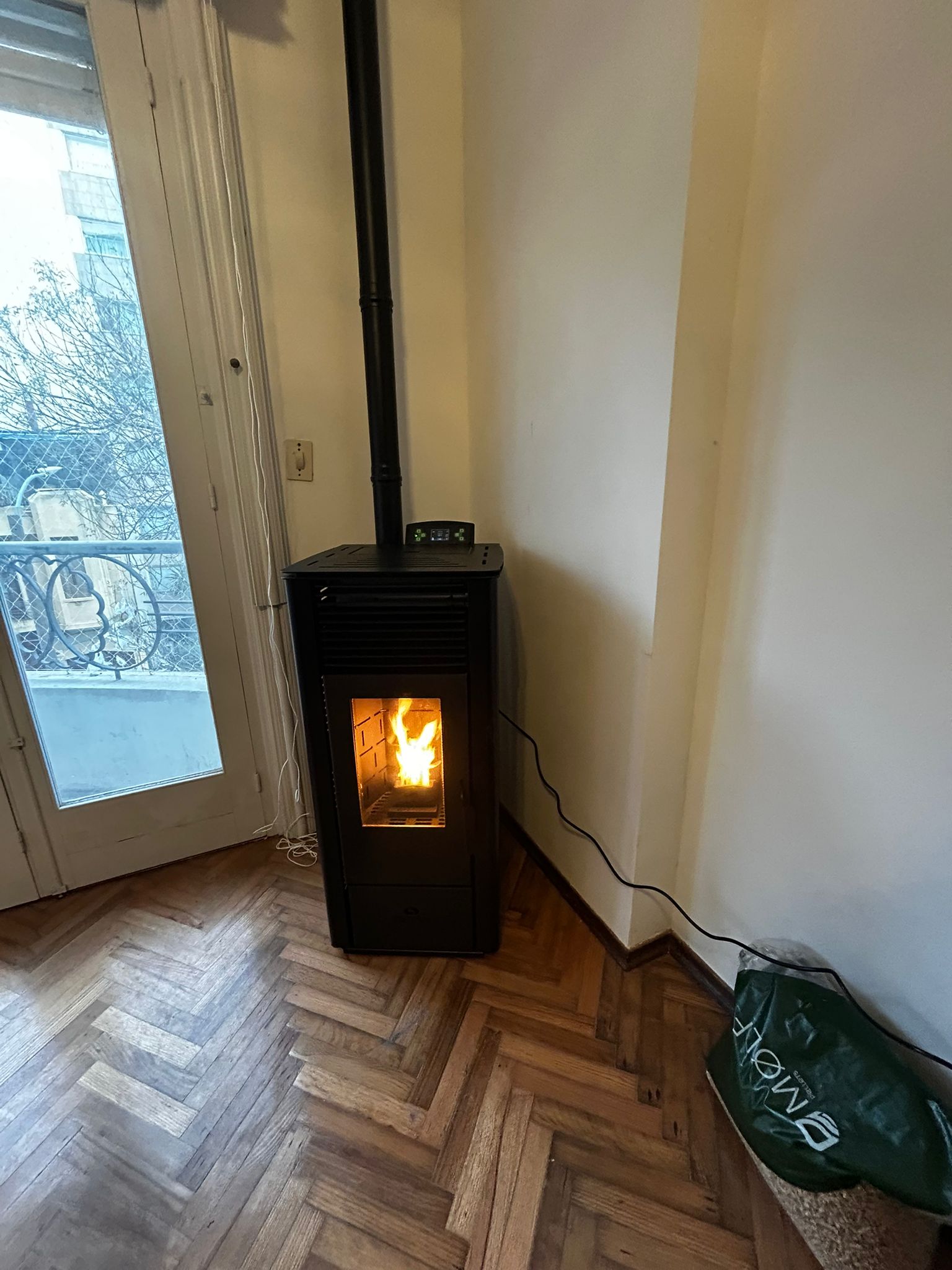 PROMO Calefactor A Pellet 11kw 110m2 + Kit pared + Wifi + Jarra - Imagen 9